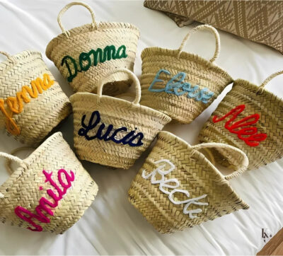 PANIER DE PLAGE ARTISANAL EN PAILLE PERSONNALISABLE